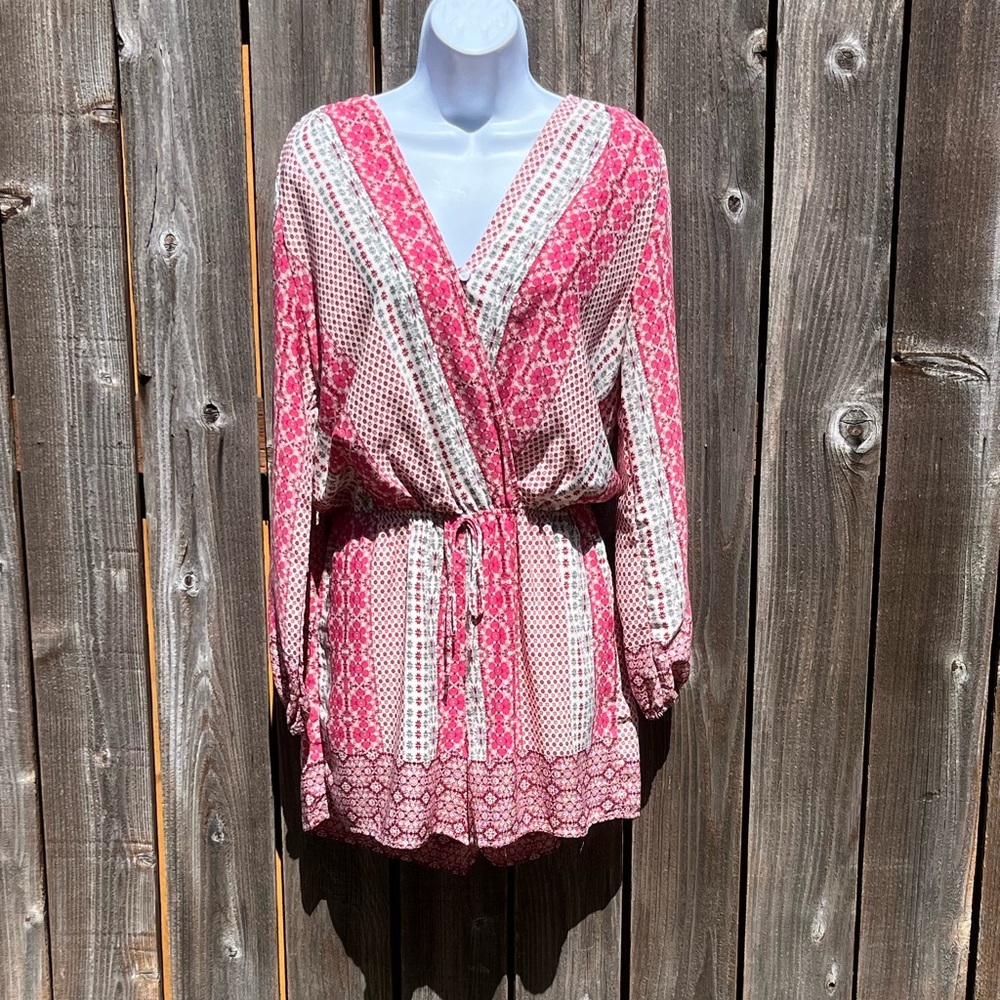 Fraiche by J pink romper jumpsuit size medium